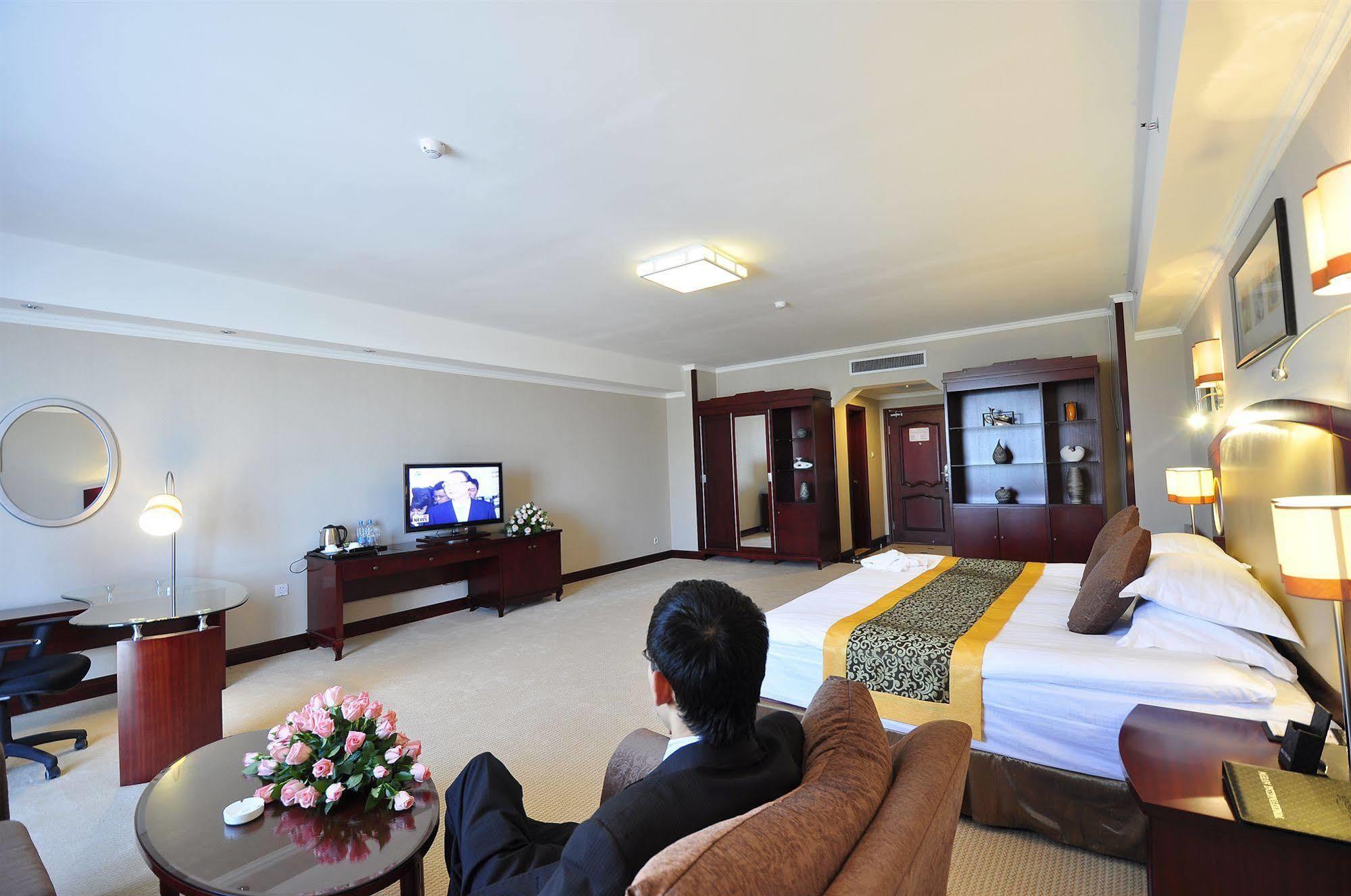 Miran International Hotel Tashkent Room photo